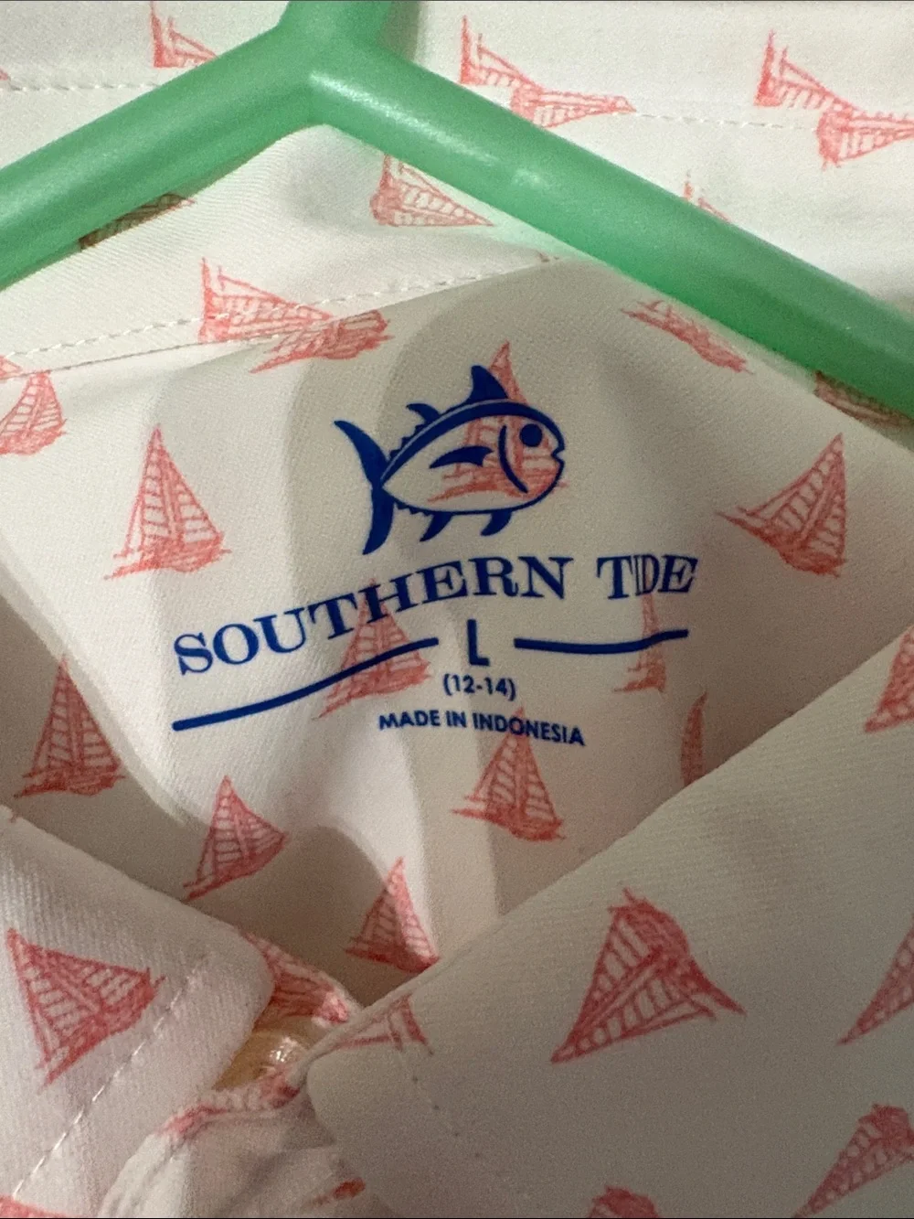 Southern Tide White Short-Sleeve Button-Down Shirt with Pink Sail Print